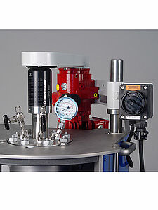 Medium scale pressure reactors_ATEX agitator with magnetic coupling bmd 300