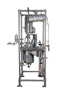 20 litre pilotclave with pressure distillation